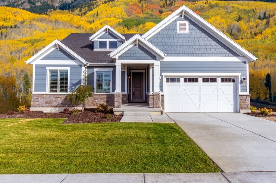 Luxury Homes for Sale in Woodriver, North Bend, WA